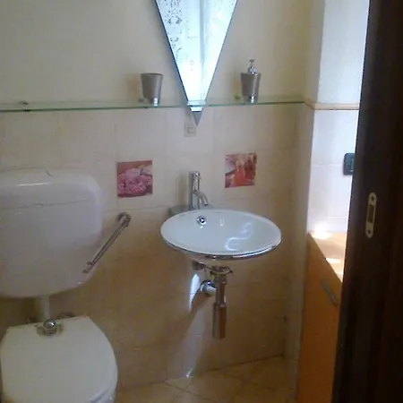 Apartman Bilocale Nella Vecchia Citta' Di *