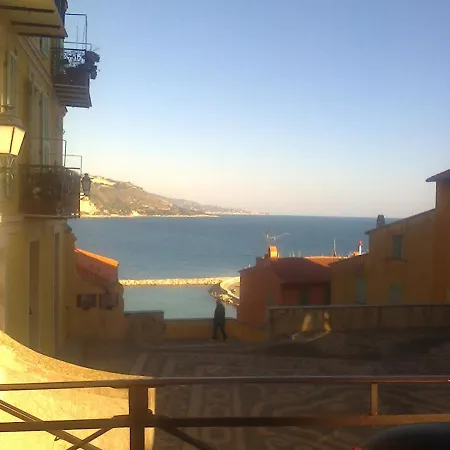 Apartman Bilocale Nella Vecchia Citta' Di Menton